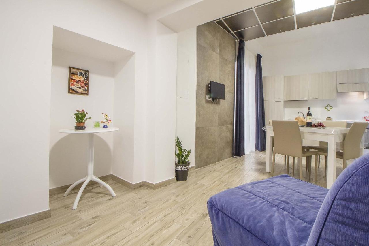 Le Dimore In Centro Con Parcheggio E Self Check-In Matera Bagian luar foto