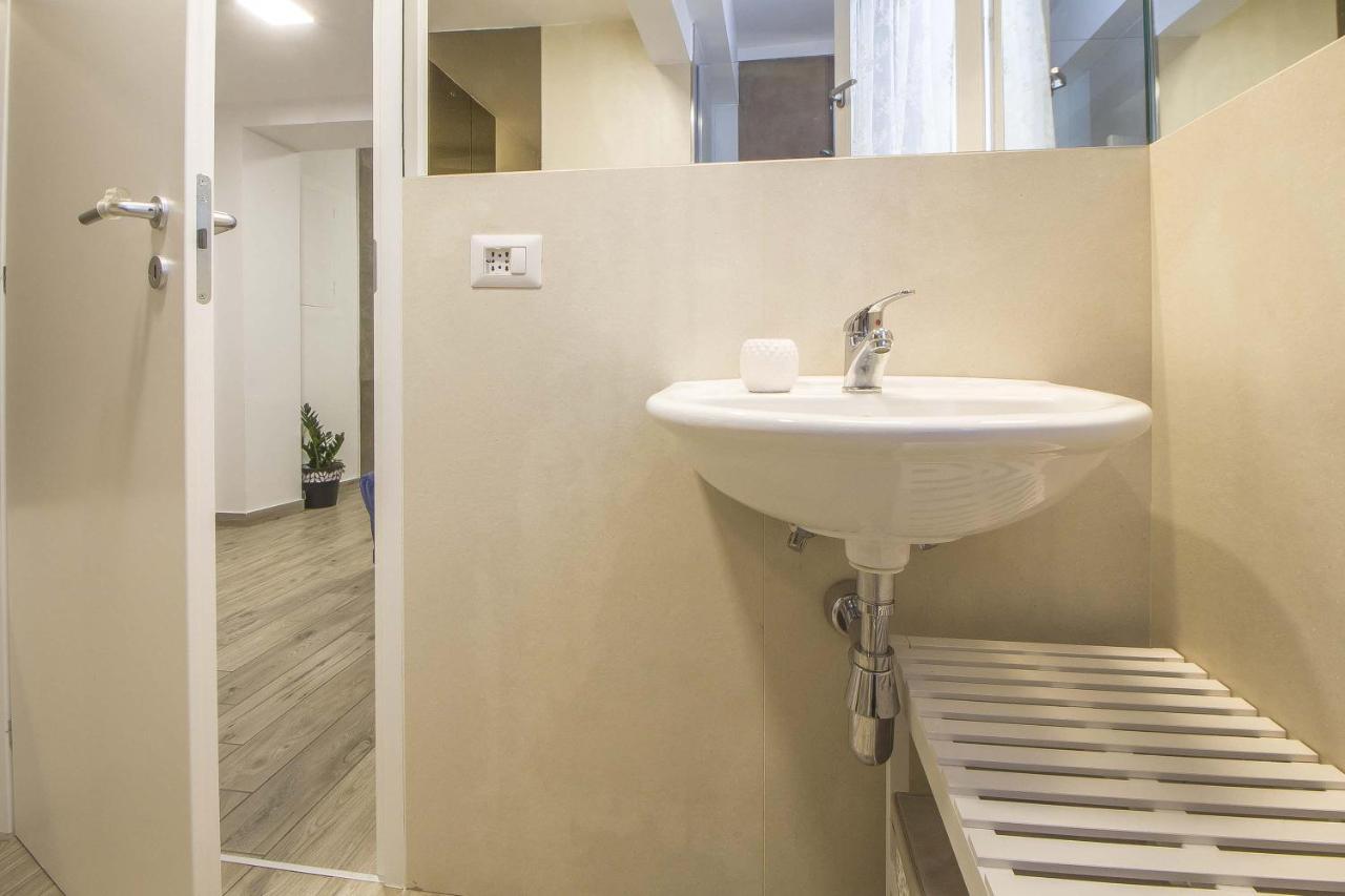 Le Dimore In Centro Con Parcheggio E Self Check-In Matera Bagian luar foto